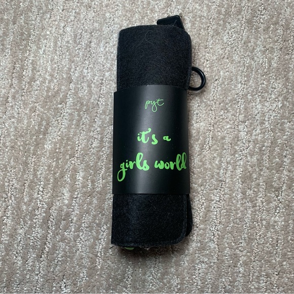 New mini flat iron - Picture 2 of 7